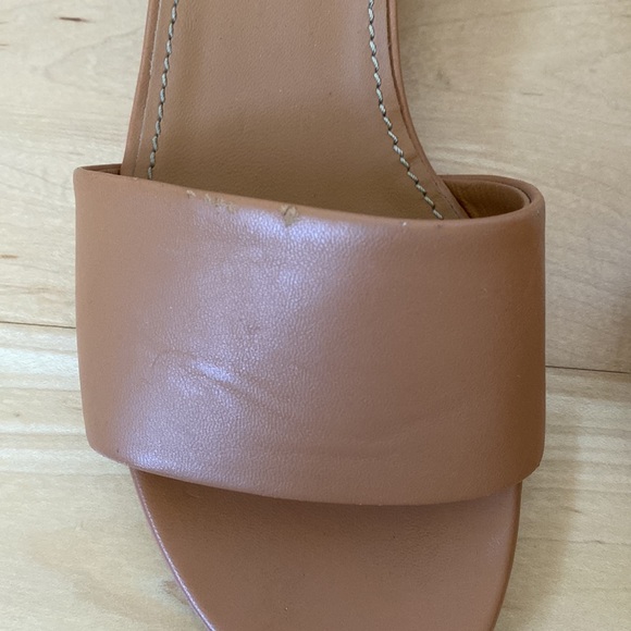 Mansur Gavriel slides - Picture 3 of 3